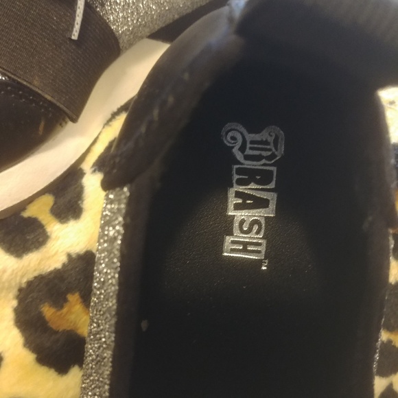 Shoes - Picture 2 of 3